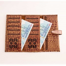 کیف پول چرم طبیعی کتی طرح کروکودیل یراق چرم اناری کد 146