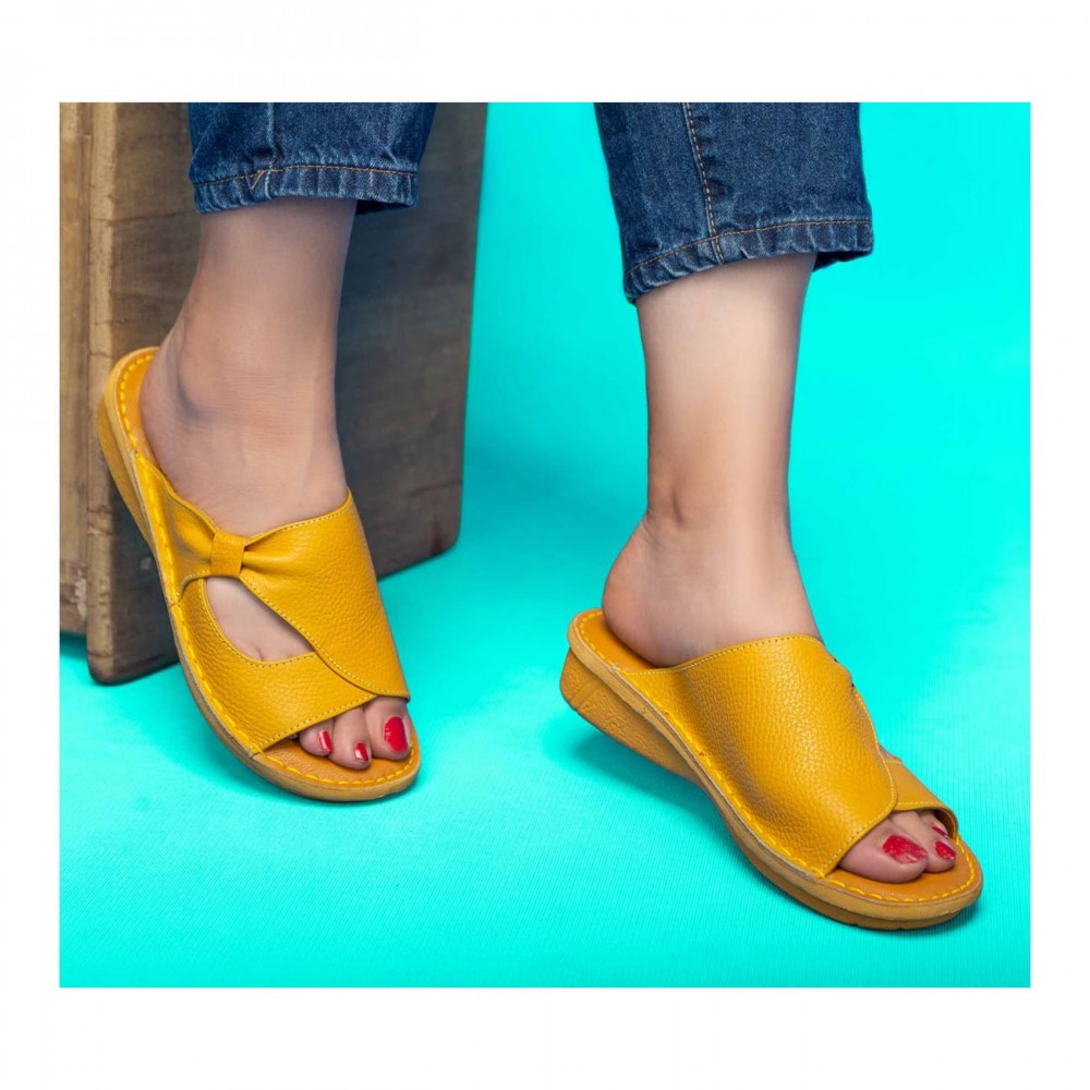 صندل طبی چرم طبیعی زنانه مدل مارال کد 216 زرد Maral