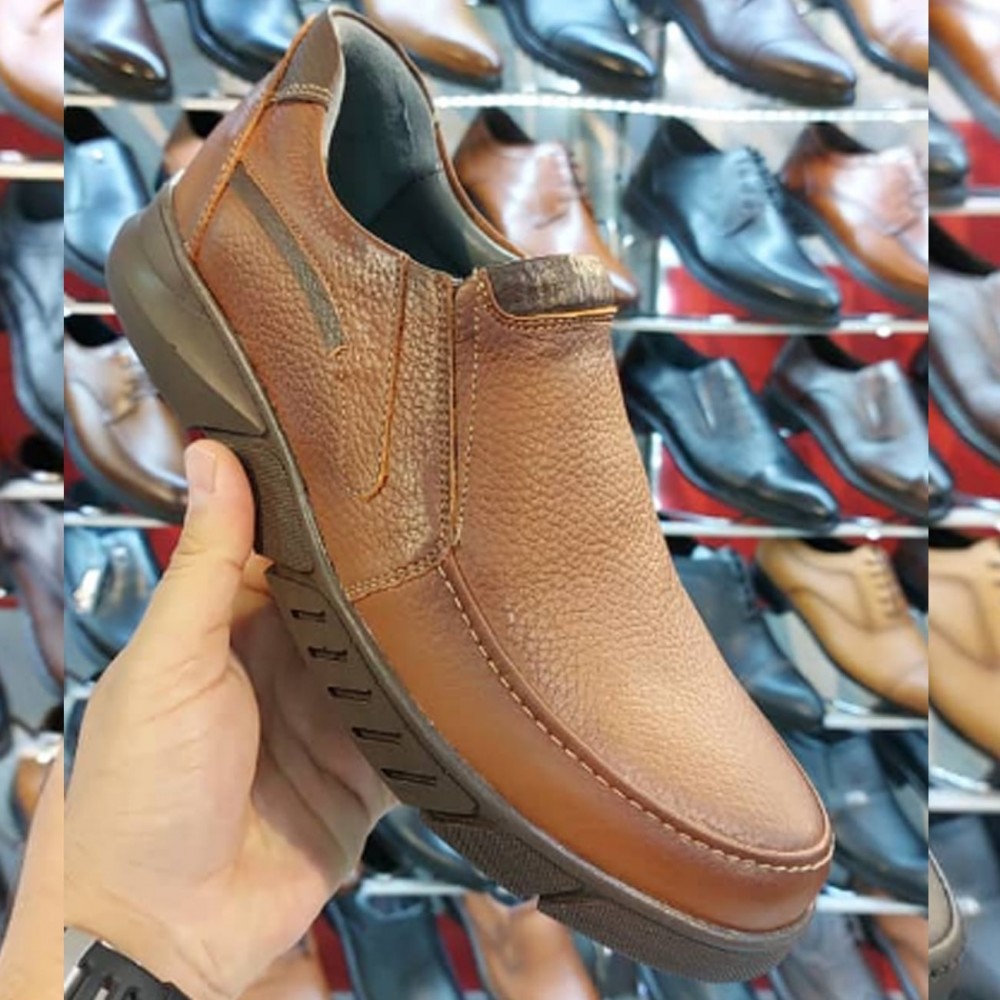 کفش چرم طبیعی مردانه راحتی مدل باربد عسلی barbod