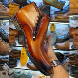 نیم بوت چرم طبیعی مردانه مدل تایماز عسلی taimaz