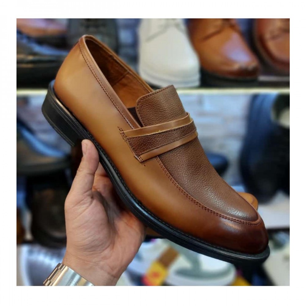 کفش چرم طبیعی مردانه مجلسی مدل ساعتی عسلی saati