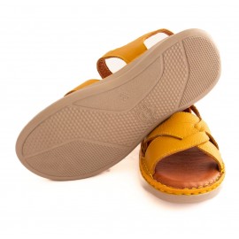 کفش طبی چرم طبیعی زنانه تابستانی مدل کلارک دوزی پونه زرد pooneh