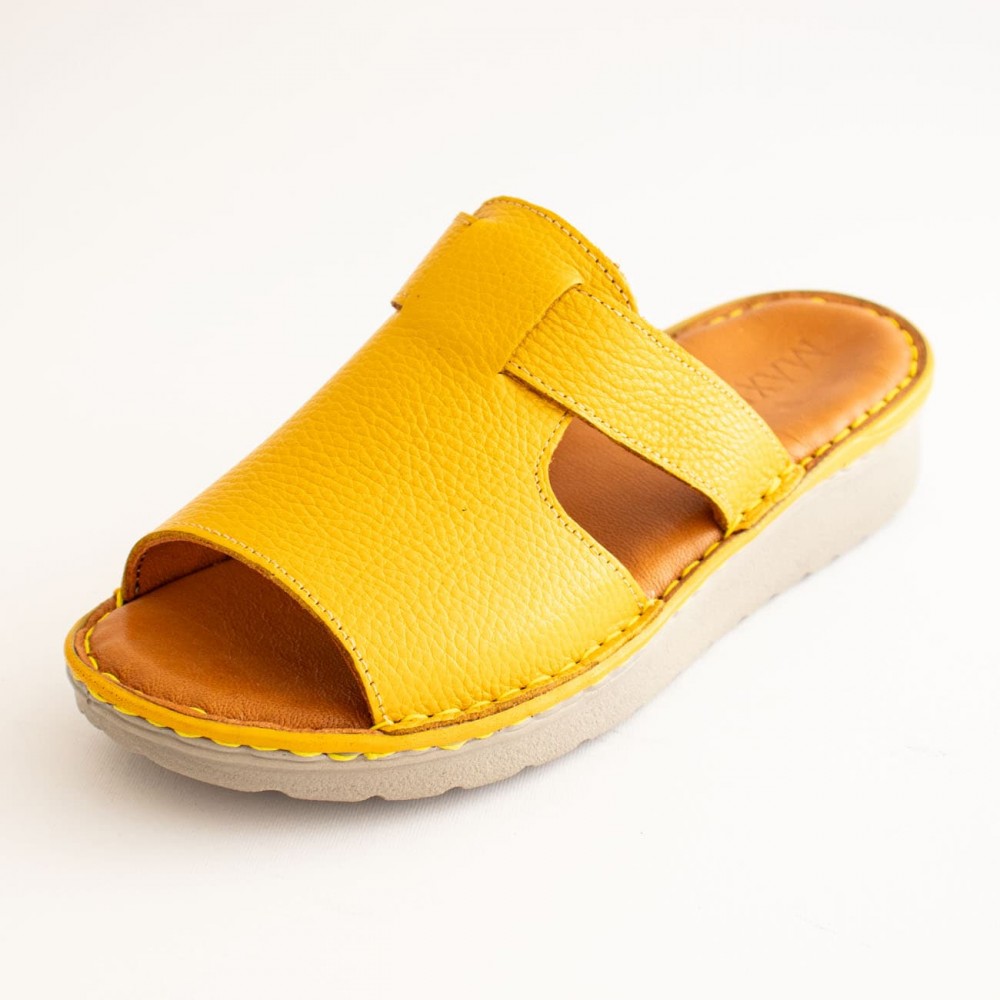 صندل طبی چرم طبیعی زنانه مدل کمند زرد kamand