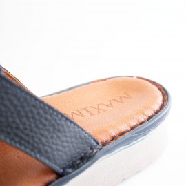 صندل طبی چرم طبیعی زنانه مدل کمند سرمه ای kamand