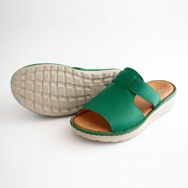 صندل طبی چرم طبیعی زنانه مدل کمند سبز kamand