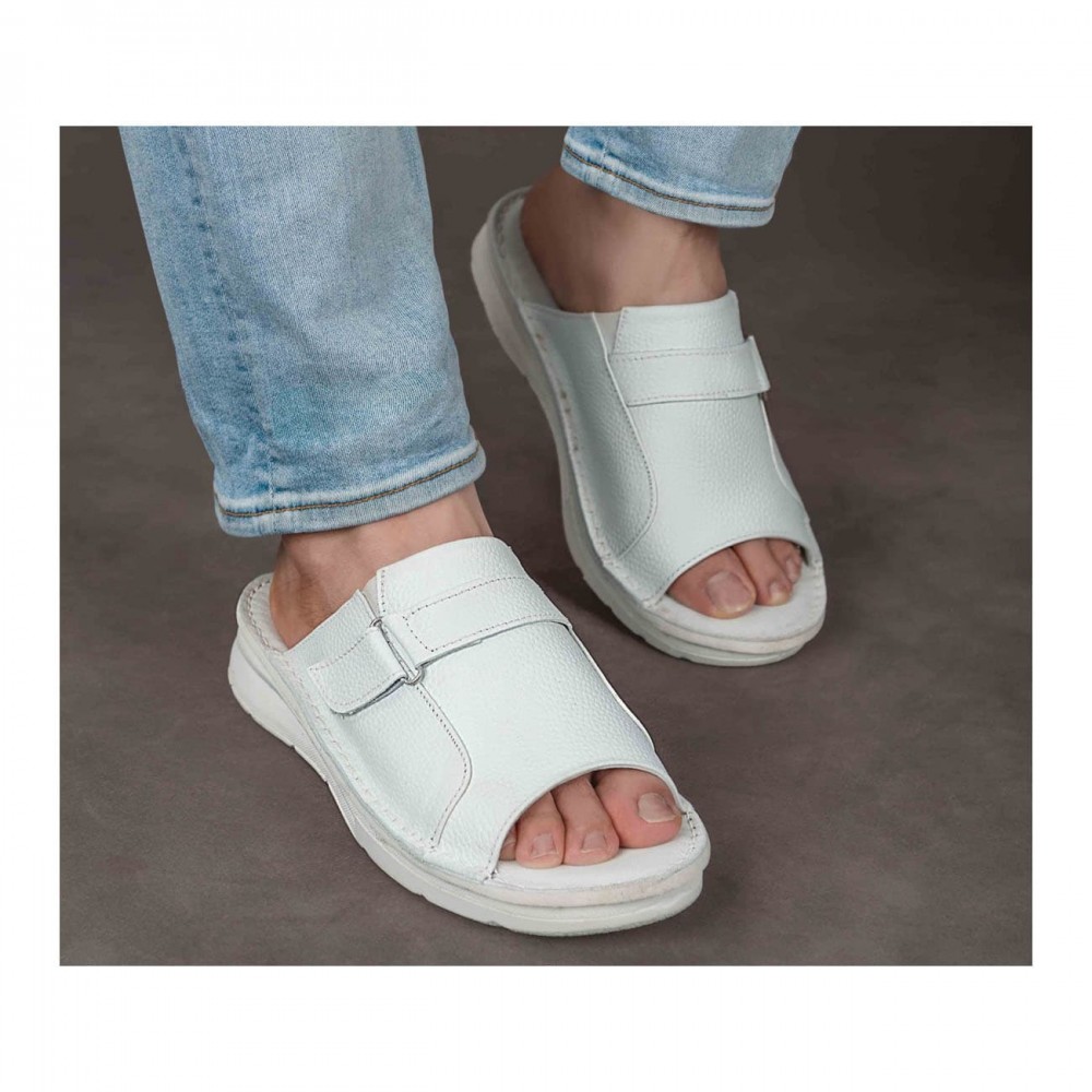 صندل طبی چرم طبیعی مردانه کد 331 سفید