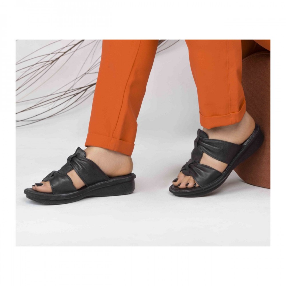 صندل طبی چرم طبیعی زنانه کد 215 مشکی