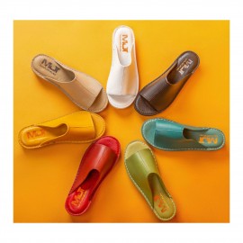 صندل طبی چرم طبیعی زنانه کد 223 کرمی