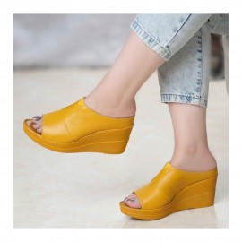 صندل طبی چرم طبیعی زنانه کد 233 زرد