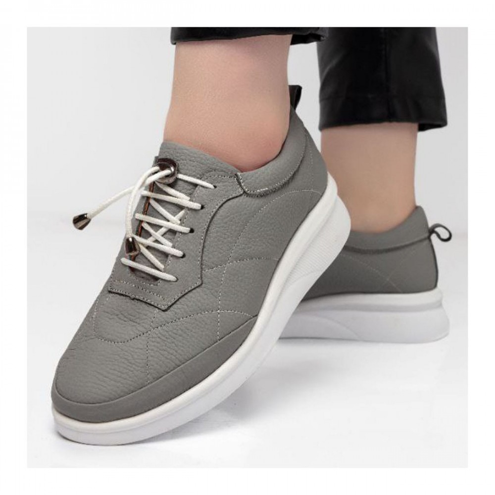 کفش چرم طبیعی اسپورت زنانه مدل وانیا طوسی vania