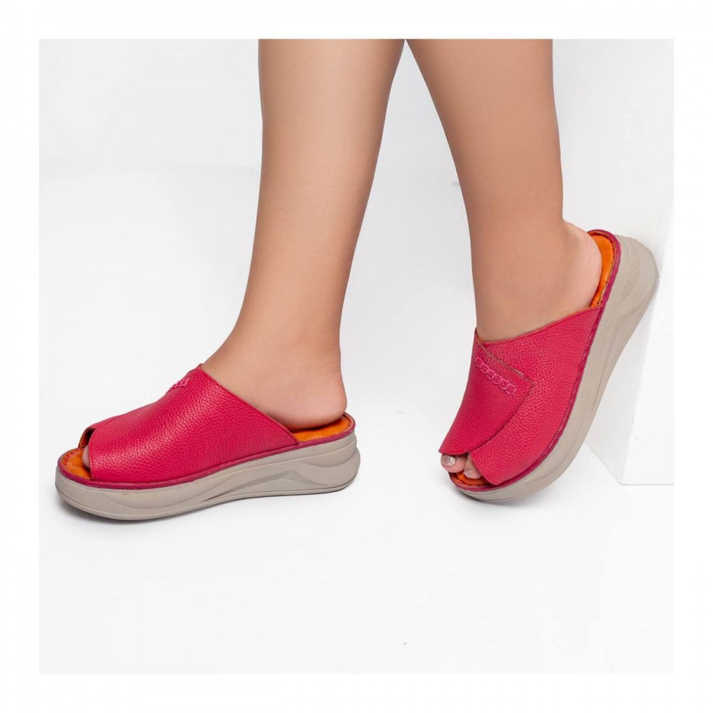 دمپایی و صندل طبی زنانه چرم طبیعی مدل ملورین سرخابی Melorin| دست‌دوز، زیره ترک، تولید تبریز