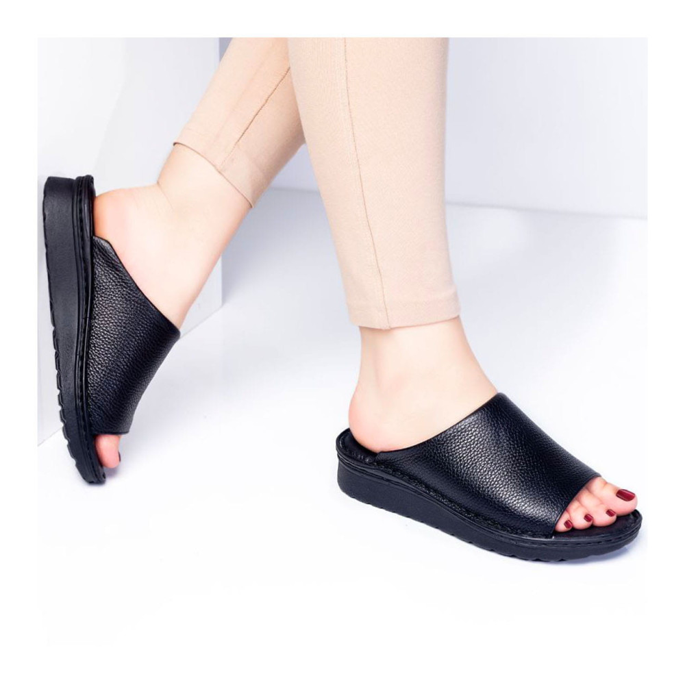 دمپایی و صندل طبی زنانه چرم طبیعی مدل ونوس مشکی Venus | دست‌دوز، تولید تبریز