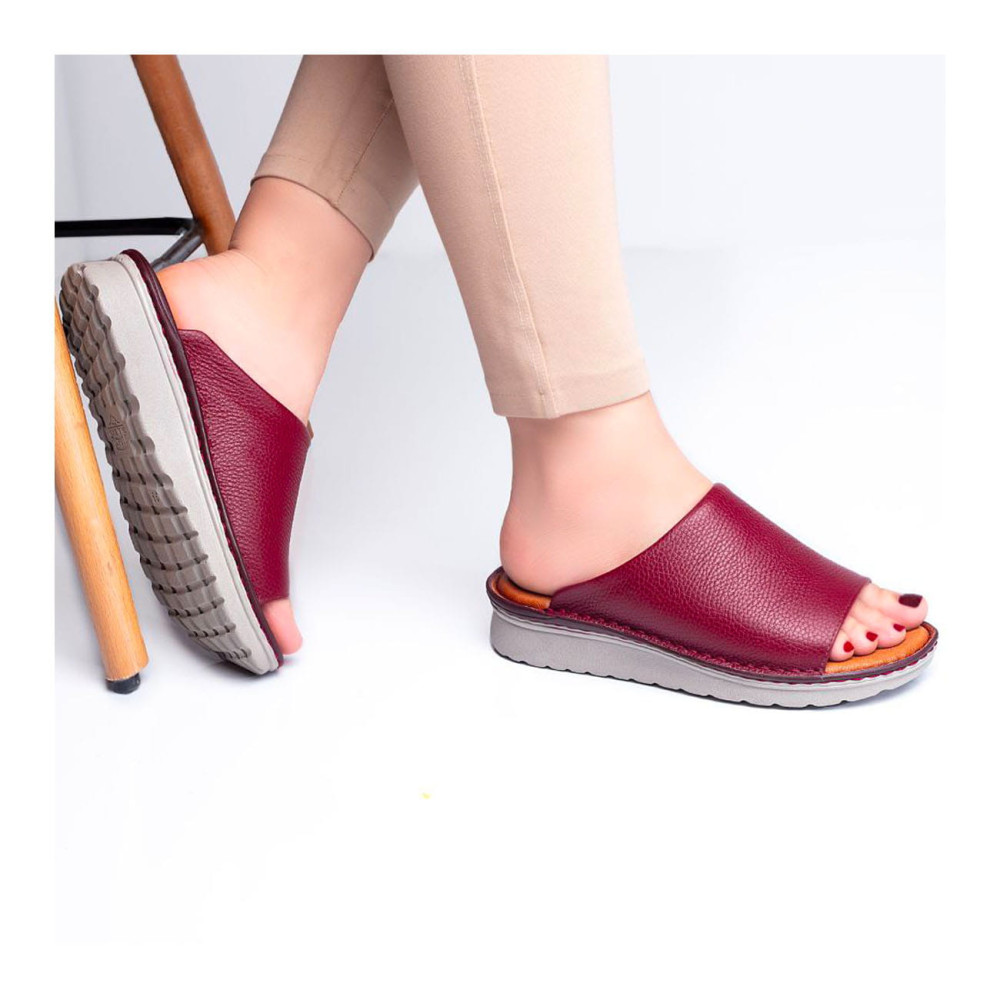 دمپایی و صندل طبی زنانه چرم طبیعی مدل ونوس زرشکی Venus | دست‌دوز، تولید تبریز