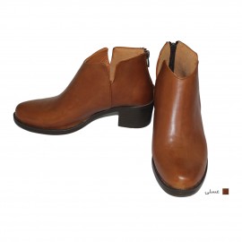 نیم بوت زنانه چرم طبیعی عسلی مدل تیماج