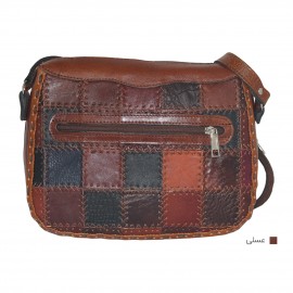 کیف چرم طبیعی دوشی عسلی مدل تکه دوزی 