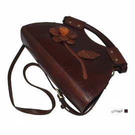 کیف چرم طبیعی زنانه دوشی و دستی گلدار قهوه‌ای