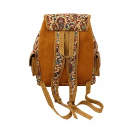 کوله پشتی زنانه سنتی کرمی عسلی