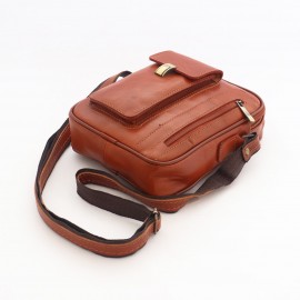 کیف چرم طبیعی اسپورت دستی و دوشی مدل آرنیکا عسلی