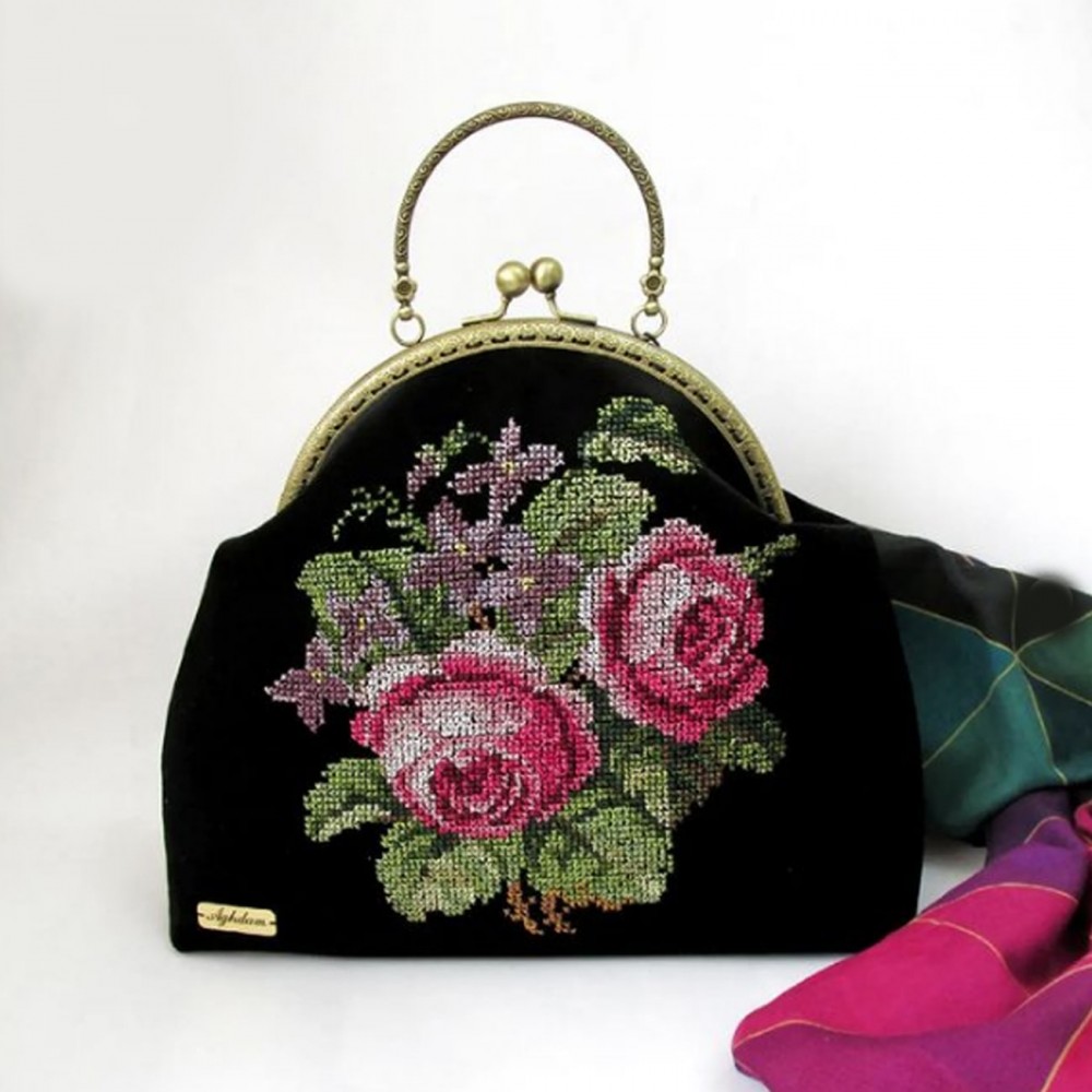 کیف دستدوز زنانه مجلسی دستی و دوشی مدل دل آرام مشکی delaram