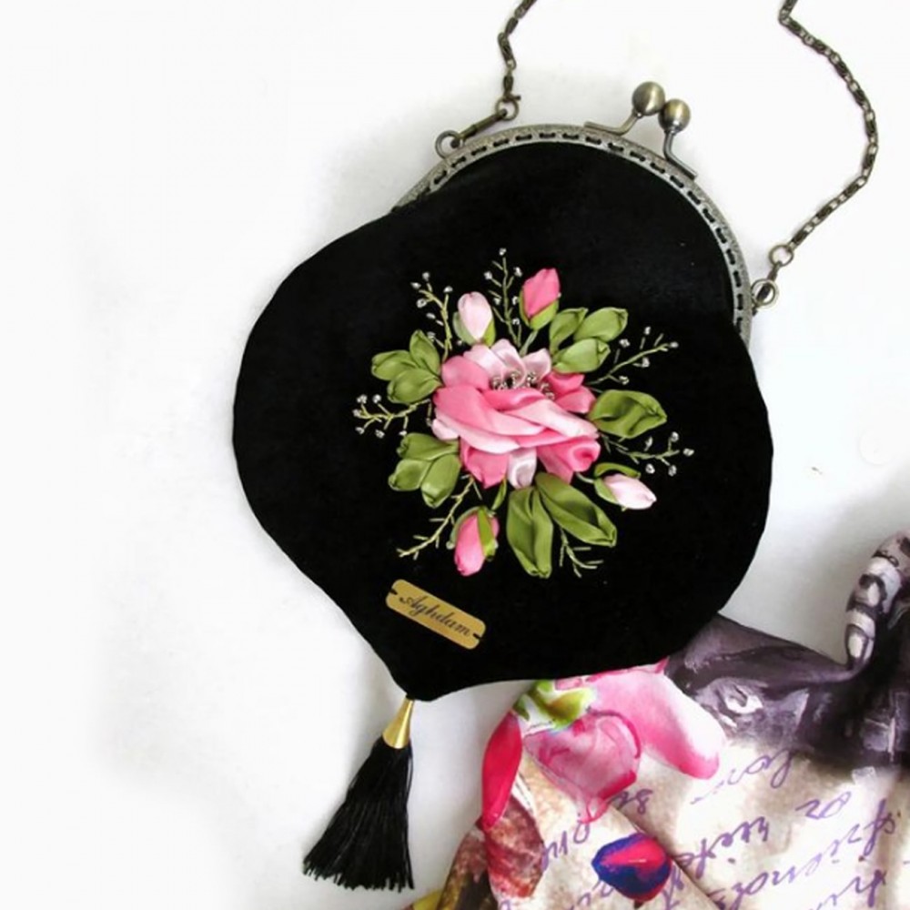 کیف دستدوز زنانه مجلسی دوشی مدل سنا مشکی sana