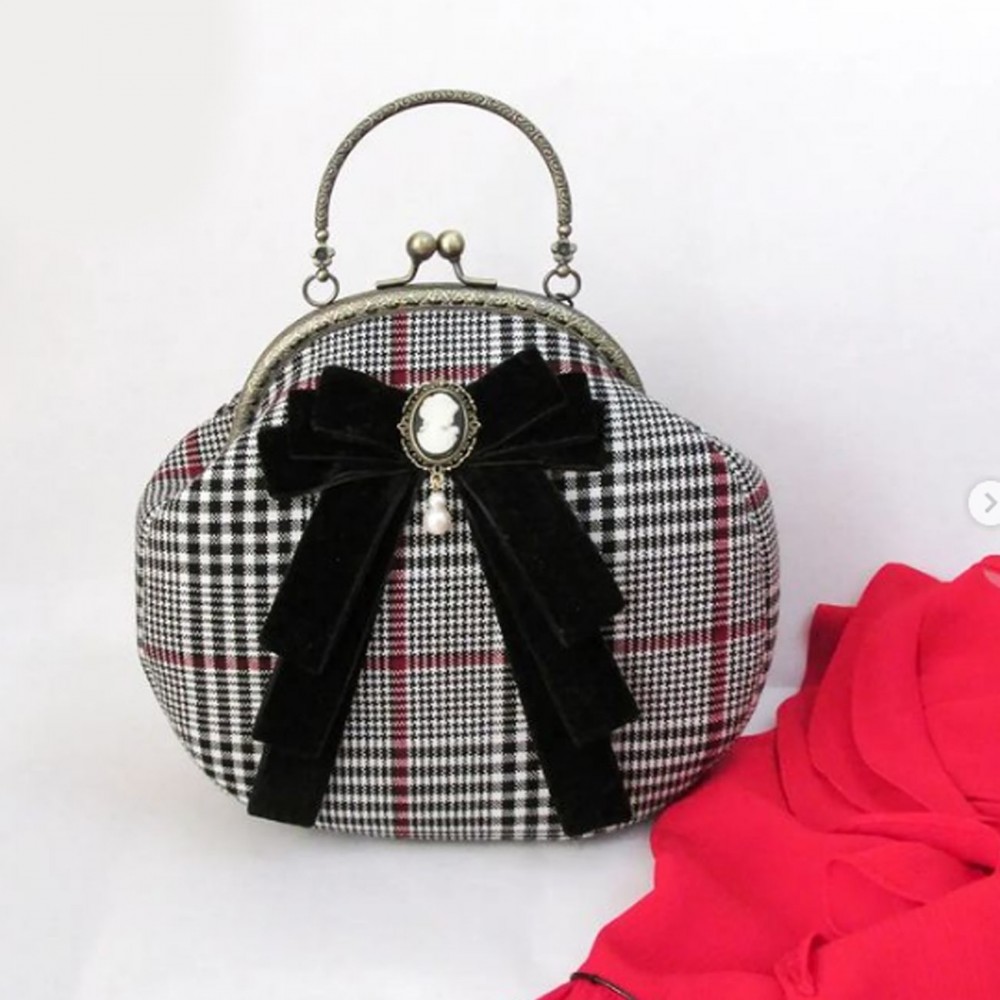 کیف دستدوز زنانه مجلسی دستی و دوشی مدل کیمیا kimia