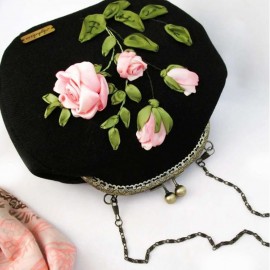 کیف دستدوز زنانه مجلسی دوشی مدل پارمیس مشکی parmis