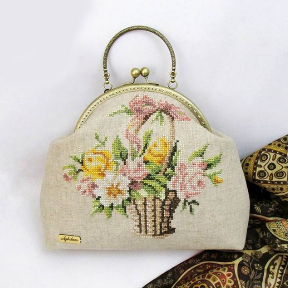 کیف دستدوز زنانه مجلسی دستی و دوشی مدل توران کرمی toran