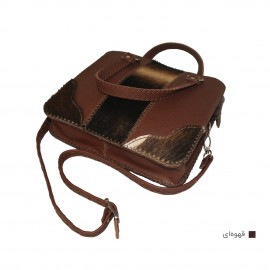 کیف چرم طبیعی زنانه دستی و دوشی دست دوز پوستی قهوه ای